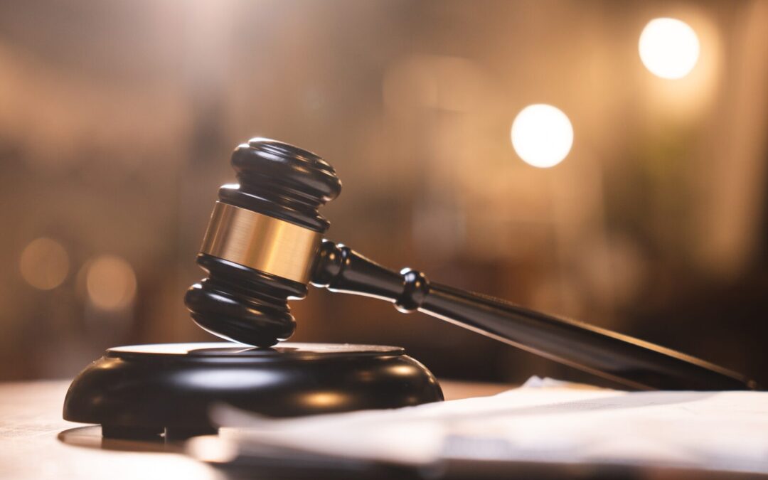 Texano admite fraude por $160 mil en beneficios de desempleo en Nuevo México