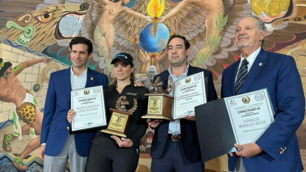 Xuntas Triunfa al Ganar el Premio Luchador Olmeca: Celebrando 17 AƱos de Trabajo Colectivo