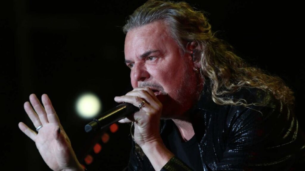 ¿Por qué Fher Olvera de Maná no se identifica como poblano?