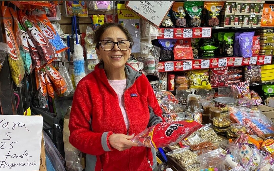 La Venta de Dulces en el Mercado Alianza de Phoenix: Comerciales Esperan un Repunte