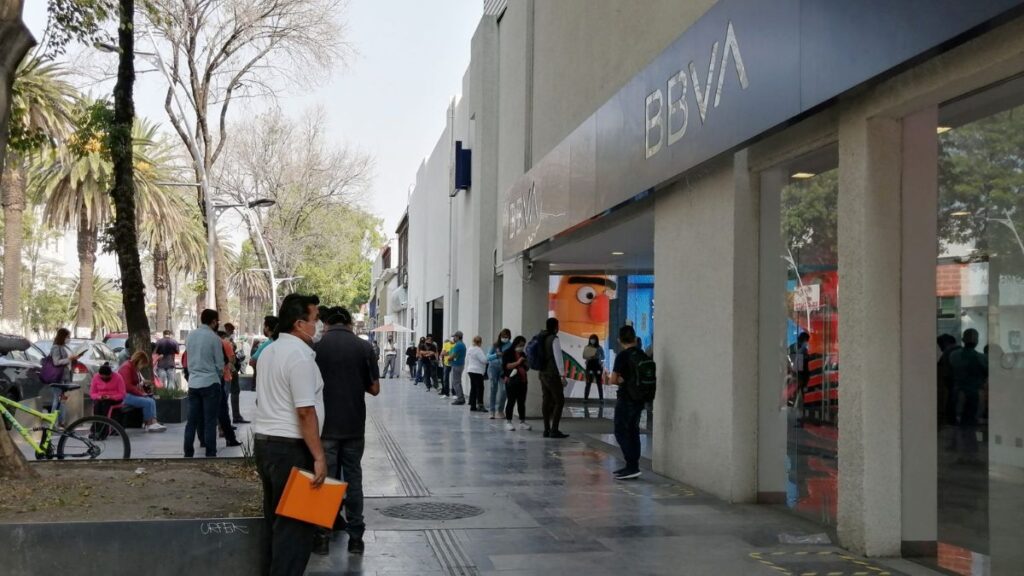 Descubre si los Bancos Estarán Abiertos en Puebla el Viernes 12 de Diciembre