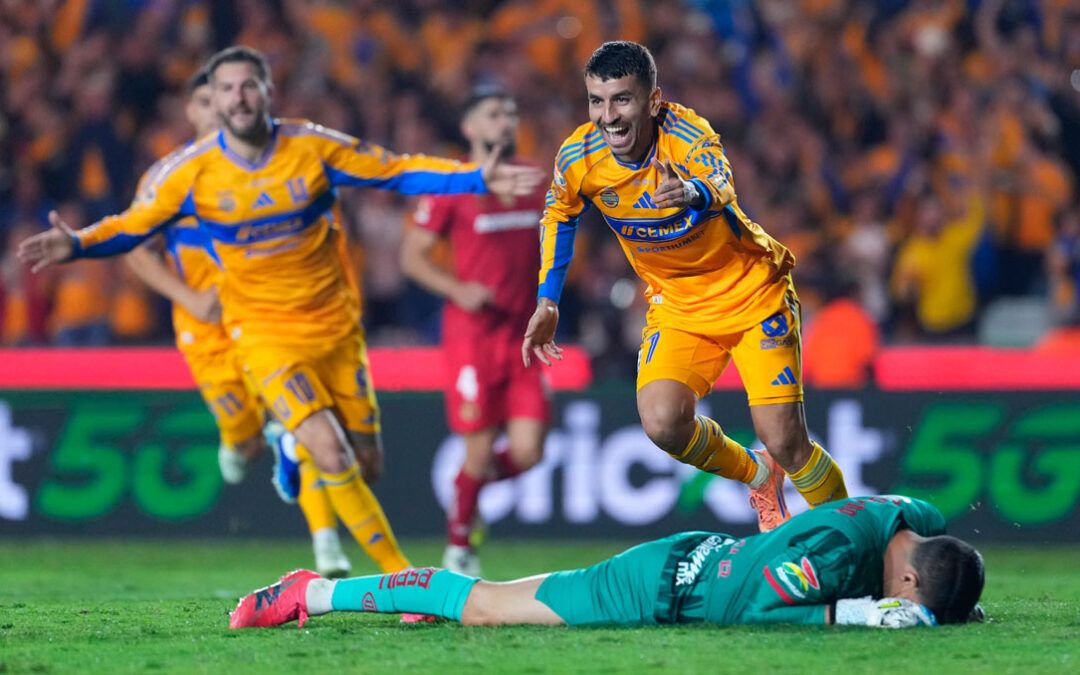 Tigres Toma la Delantera en la Final de Ida contra Toluca gracias a un ‘Regalo’ de Hugo González