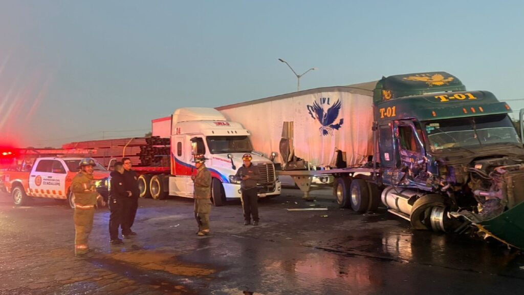 Accidente en el Bulevar Miguel de la Madrid Causa Caos Vial en Guadalupe: Tres Carriles Cerrados