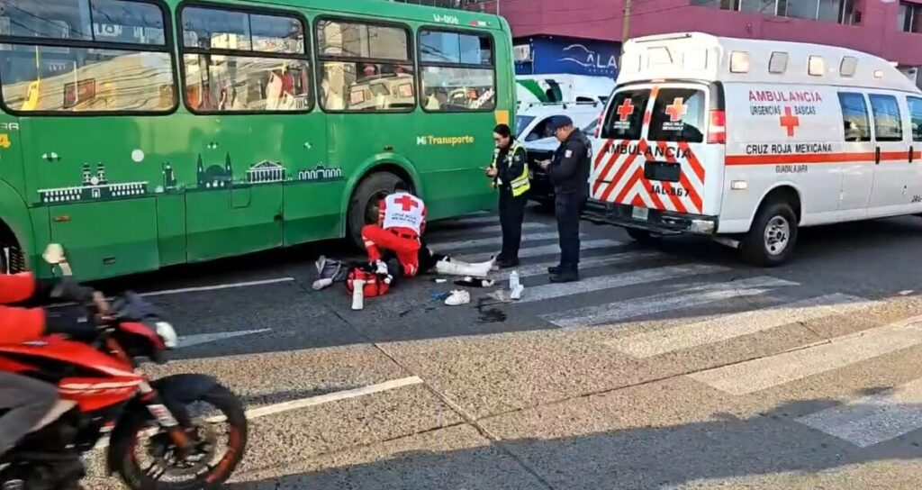 Accidente de Tráfico en Guadalajara: Madre e Hija Embestidas por Camión de la Ruta 175A
