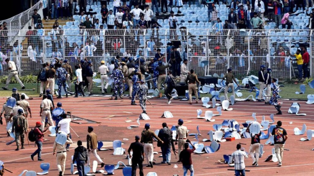 Messi en India: Protesta de hinchas desata caos y destroza estadio