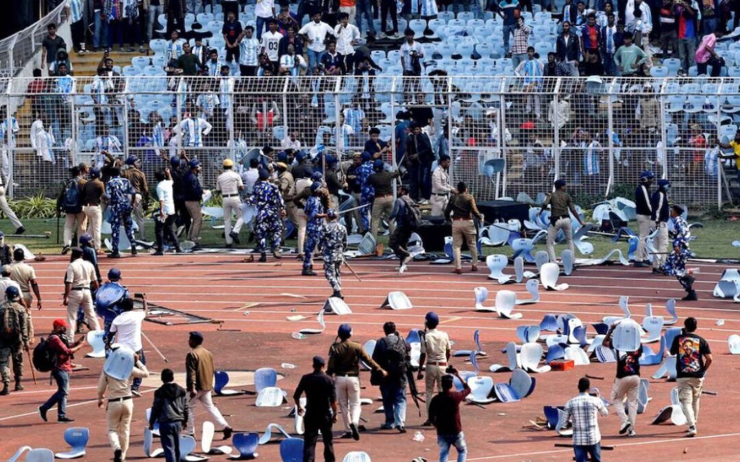 Messi en India: Protesta de hinchas desata caos y destroza estadio