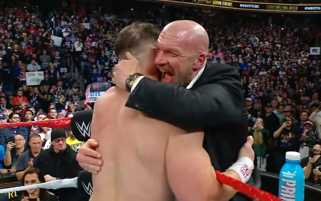 Aficionados de la WWE Reaccionan: Triple H Bajo Fuego Tras Derrota de John Cena en su Retiro