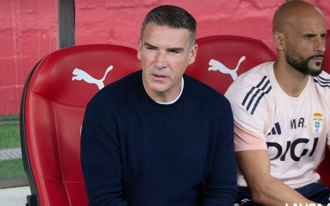 Despidieron al Entrenador del Real Oviedo: Un Análisis de su Pasaje Tras Veljko Paunovic