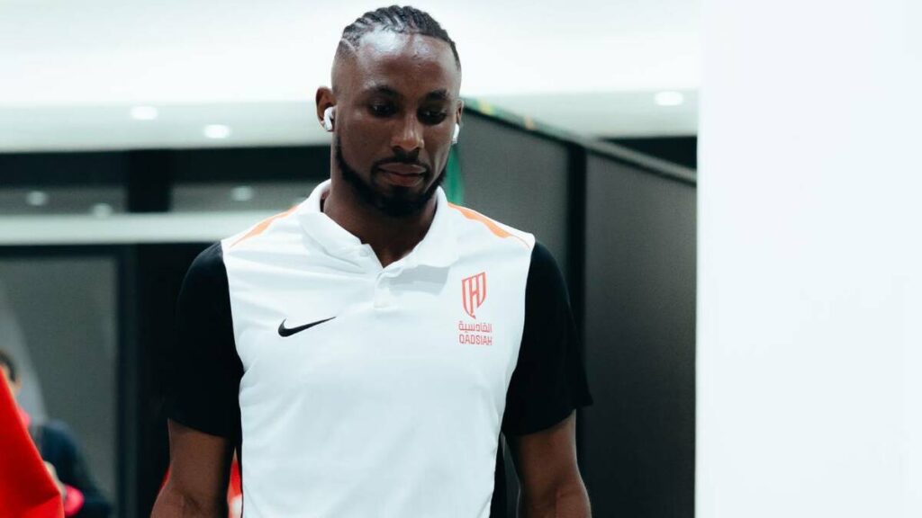 Julián Quiñones Sin Entrenador: Míchel González es Despedido del Al-Qadsiah