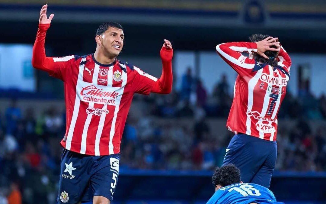 Chivas Felicita a Toluca por su Título: Reacciones Intensas de los Aficionados