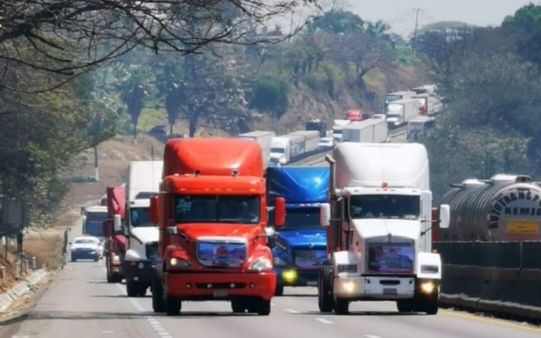 Actualización EN VIVO sobre la Autopista México-Querétaro: Choques y Cierres Viales