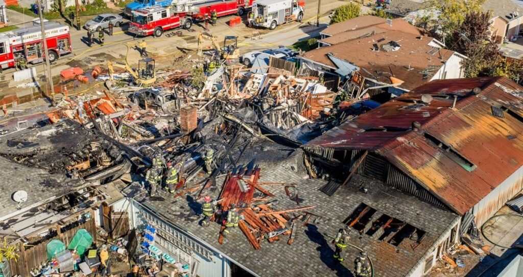 Explosión de Casa en Phoenix: Capturan el Momento de la Fuga de Gas en Impactante VIDEO