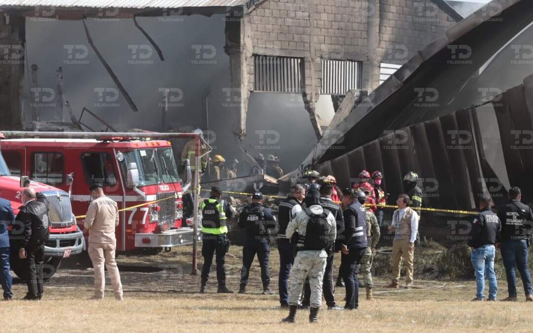 Desplome de avioneta en Toluca: Testigos relatan explosión y caos