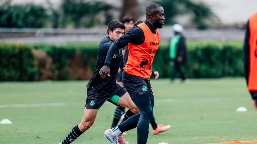 Santos Laguna Intensifica su Pretemporada en el CAR de la Femexfut