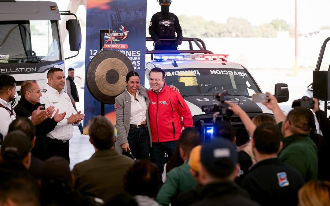 Esteban y Betzabé Mejoran Servicios Públicos y Seguridad en Gómez Palacio con Nuevos Camiones Recolectores