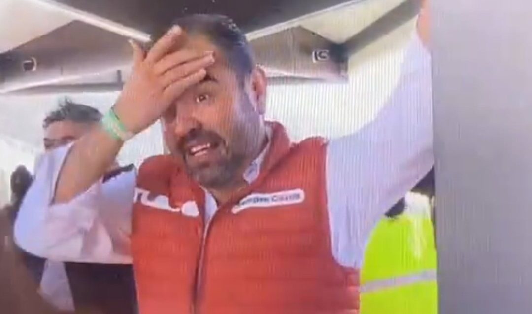 ¡Desafortunado incidente! Gerardo Quirino, alcalde de Tlajomulco, pierde el tren en la inauguración de la Línea 4