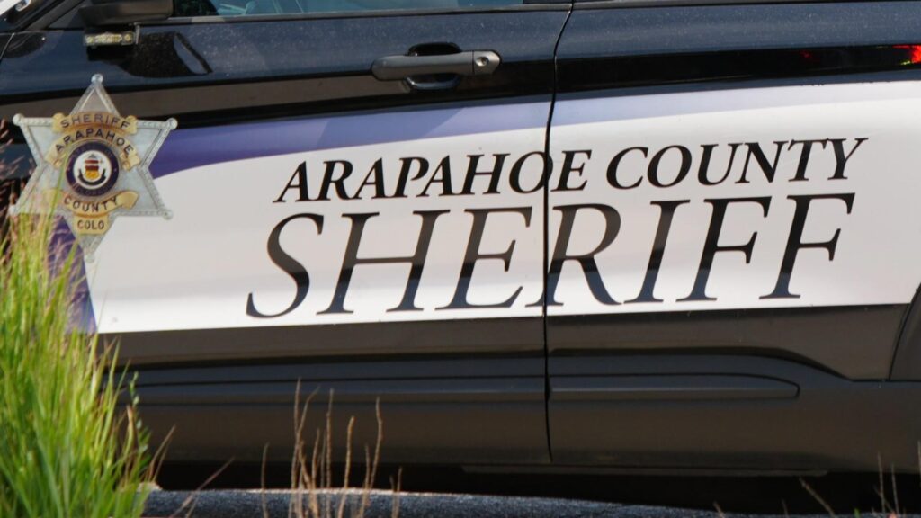 Robo Millonario en Arapahoe: Más de $120,000 en Camionetas y Equipos Sustraídos