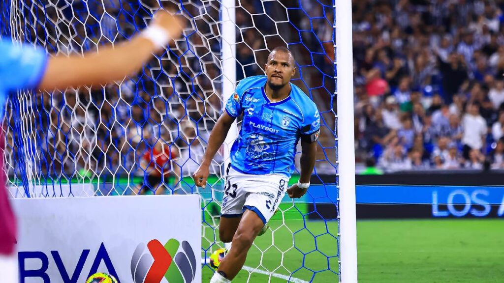 Salomón Rondón Regresa a Pachuca: La Estrella del Fútbol Mexicano Vuelve de su Aventura Europea