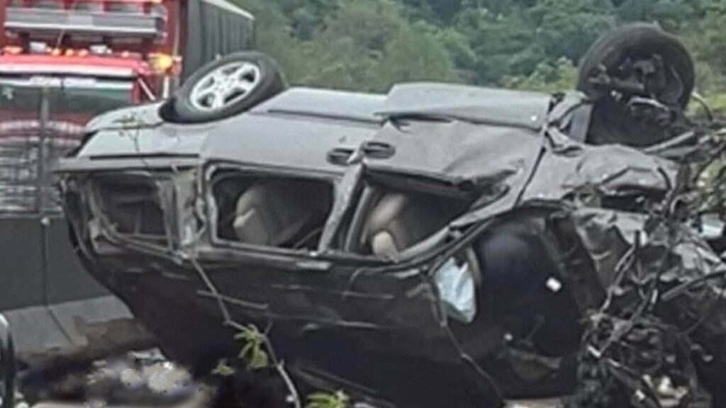 Tragedia vial: Familia poblana muere en accidente en la carretera México-Tuxpan por alud