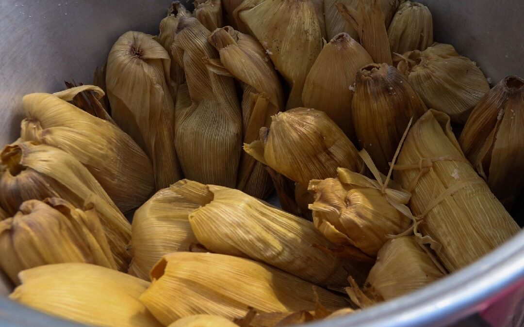Alta Demanda de Tamales: Una Familia en Saltillo No Duerme por la Ventaja de la Ventas