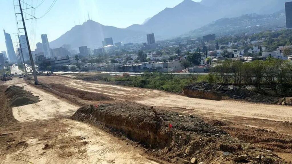 Nuevo Trazo Vial en la Loma Larga: Interconexión San Pedro–Monterrey Abre Nuevas Oportunidades