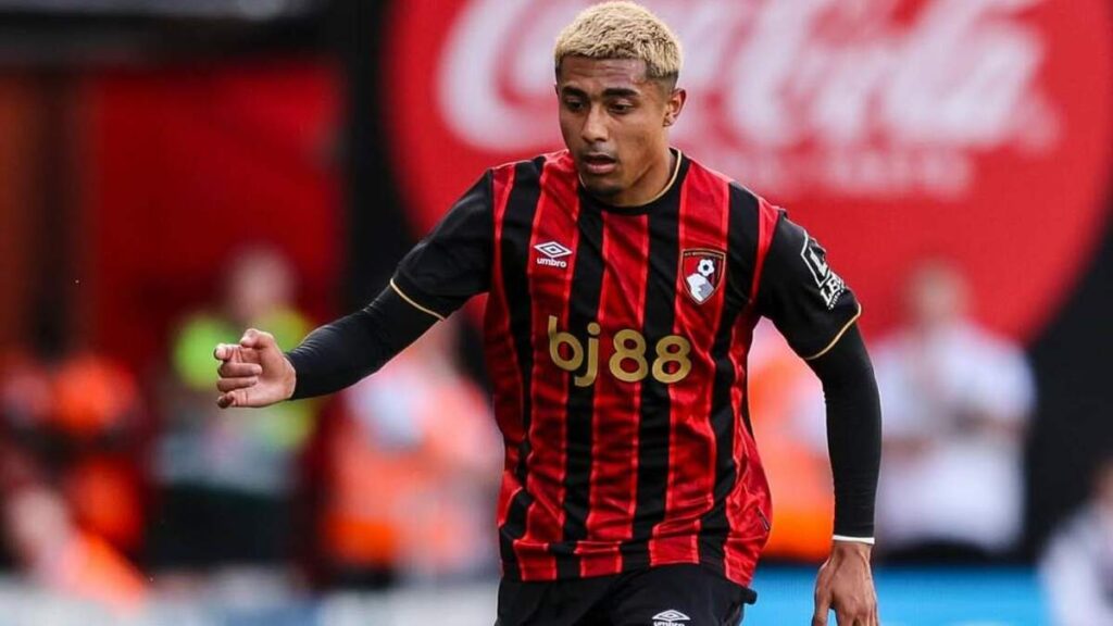 Julián Araujo se une al Celtic tras su paso por el Bournemouth