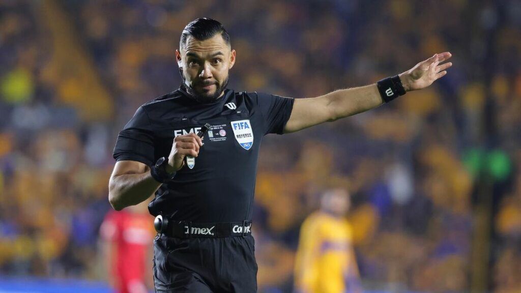 Pollo Ortiz: ‘Equipos Vetan Árbitros, Lo Que Traerá Árbitros Extranjeros’