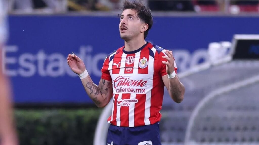 Alan Mozo deja Chivas y se une a un nuevo club en la Liga MX antes del Clausura 2026