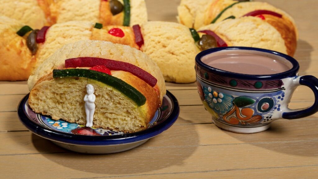 Descubre el Significado del Niño en la Rosca y su Tradición durante el Día de Reyes