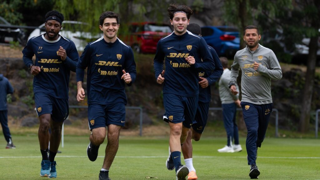 Pumas Busca Refuerzos: Tres Delanteros Clave para el Clausura 2026