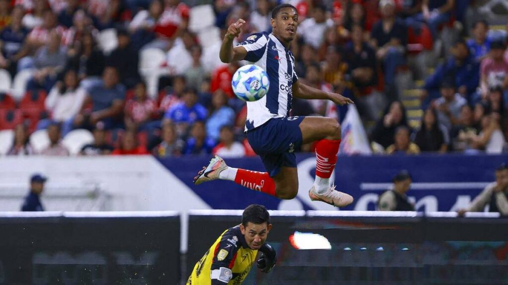 Anthony Martial Brilla con su Primer Gol en la Copa Pacifica para Rayados