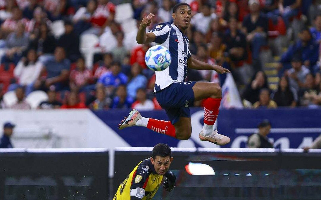 Anthony Martial Brilla con su Primer Gol en la Copa Pacifica para Rayados