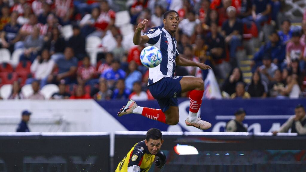 ¡Anthony Martial Brilla! El Primer Gol del Jugador de Rayados en la Copa Pacífica