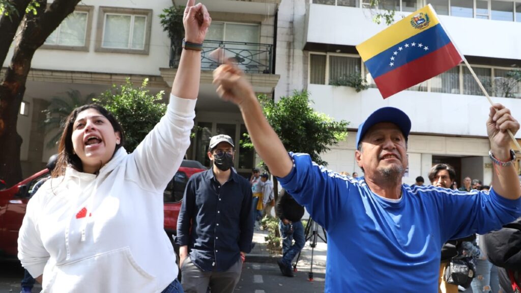 Nicolás Maduro Bajo la Mira: Conflicto Entre Estados Unidos y Venezuela | Noticias de Hoy