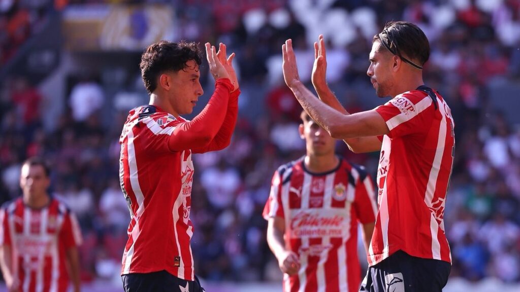 Chivas Gana Medalla de Bronce en la Copa Pacífica: Un Cierre Motivador de Pretemporada