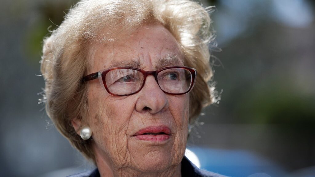 Eva Schloss, la hermanastra de Ana Frank y sobreviviente de Auschwitz, fallece a los 96 años
