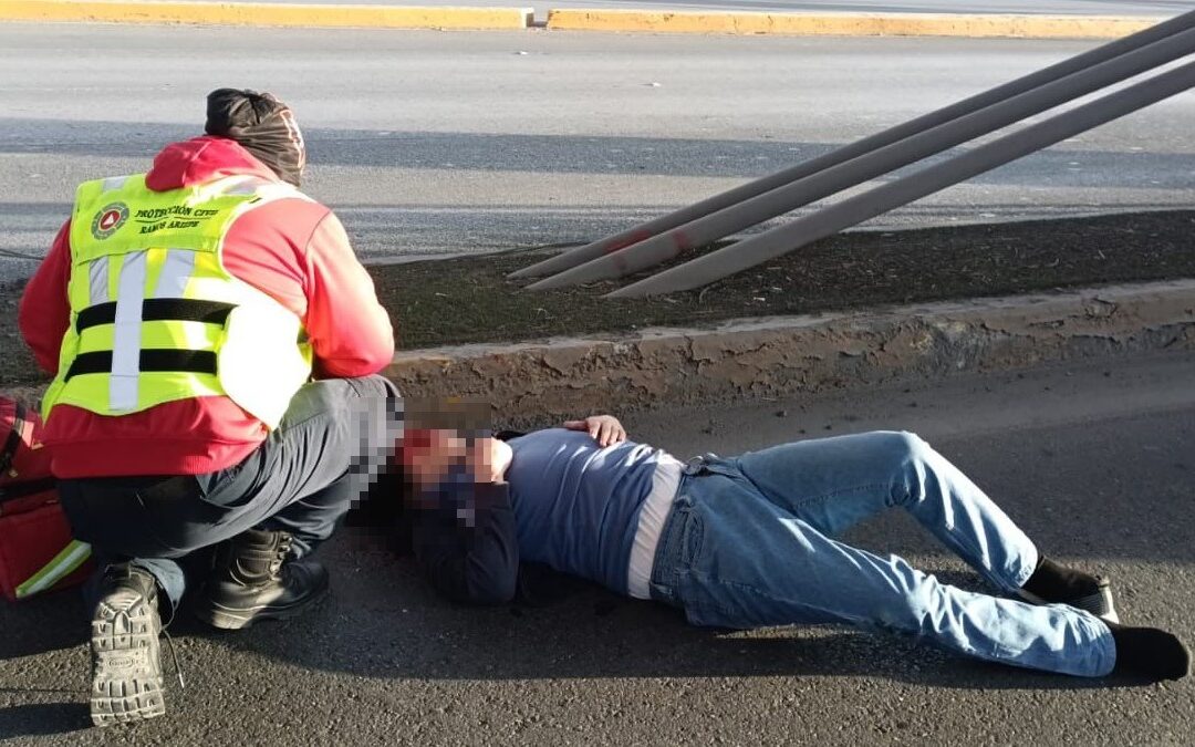 Atropello en la carretera Saltillo-Monterrey: Joven agresivo de 20 años sufre graves lesiones