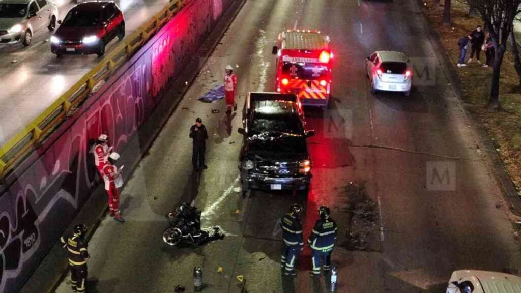 Trágico accidente: Motociclista muerto en choque con camioneta en Circuito Interior, CdMx
