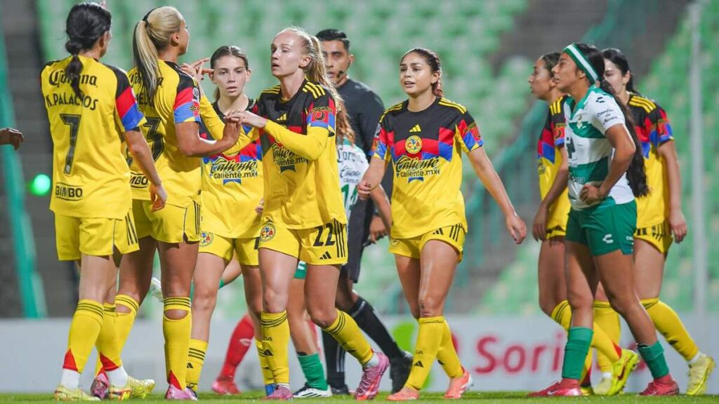 América Consigue Una Valiosa Victoria en Su Visita a Santos