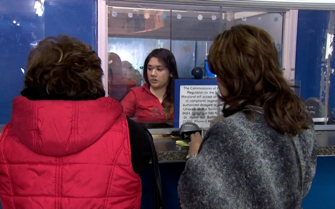 El nuevo impuesto federal del 1% a remesas en efectivo preocupa a familias inmigrantes