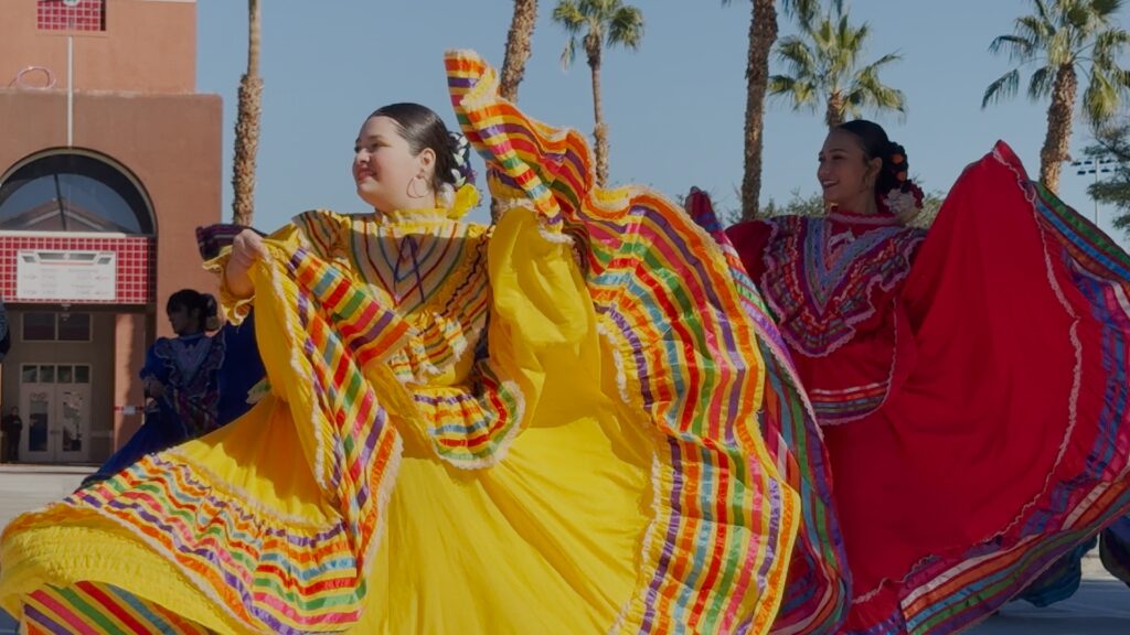 Fortalecimiento de la Identidad Cultural en la Preparatoria de Palm Springs: Un Compromiso con la Diversidad